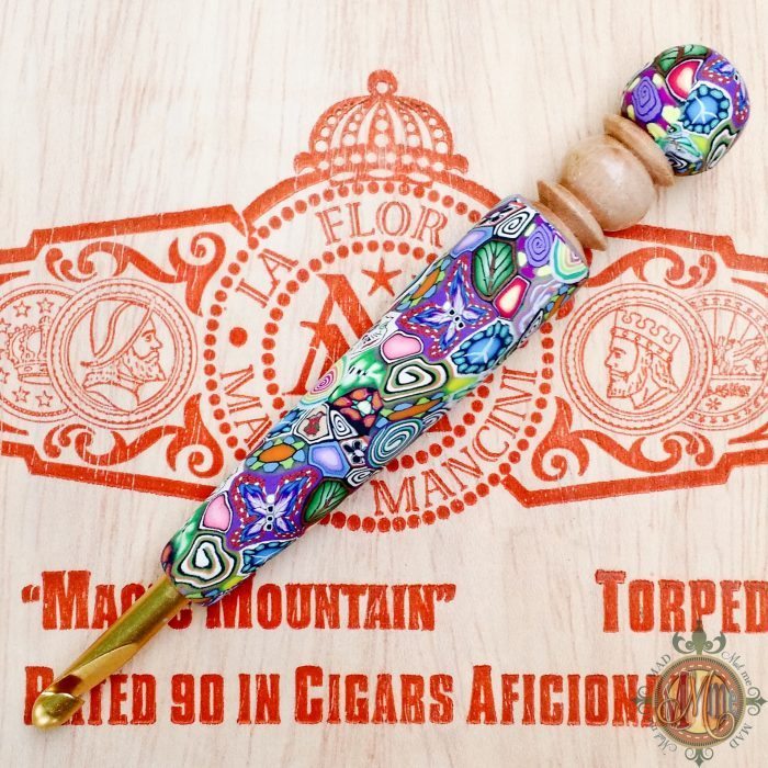 Luxury Wood Turned Crochet Hook - Graffiti Pattern - Bates J - Image 2