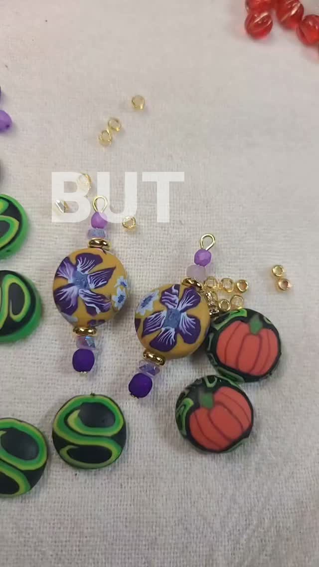 Tiny earrings. Tiny little beautiful things. 

Coming to the shores of Madlandia very soon. 

#earrings #handmadeearrings #clayearrings
