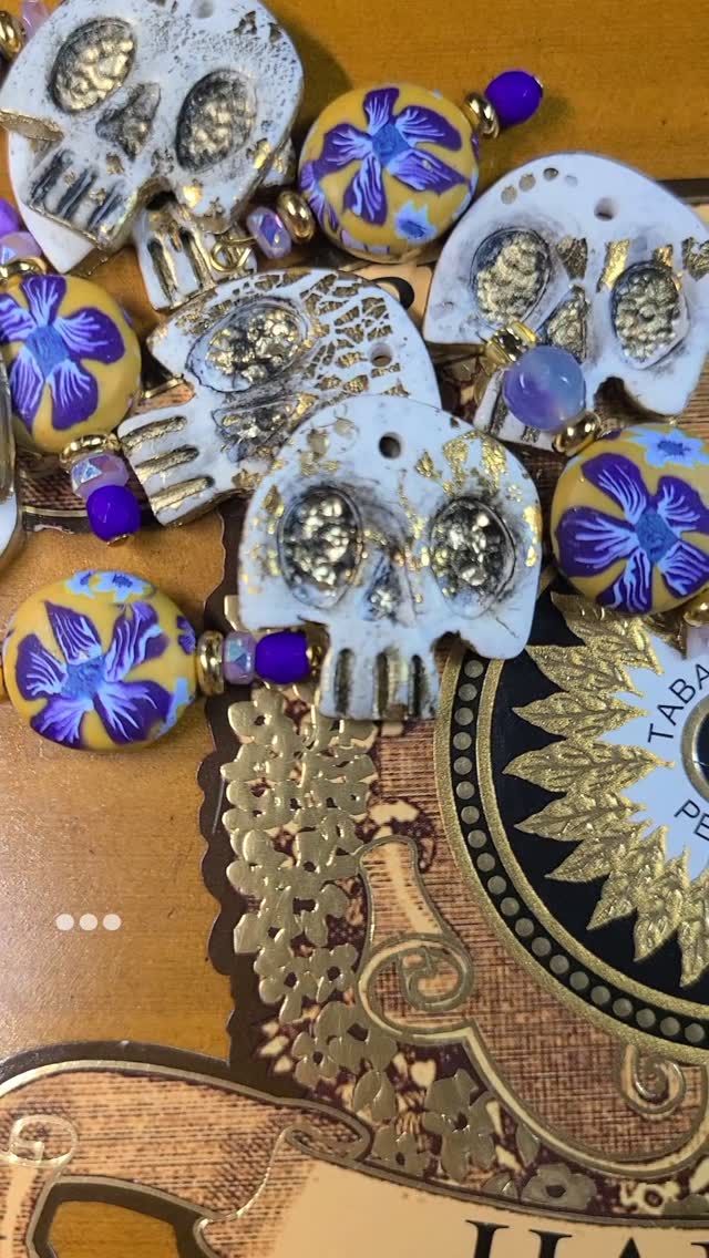 Yes, this is exactly what I do when I'm alone. 

#polymerclay #skulljewelry #earrings