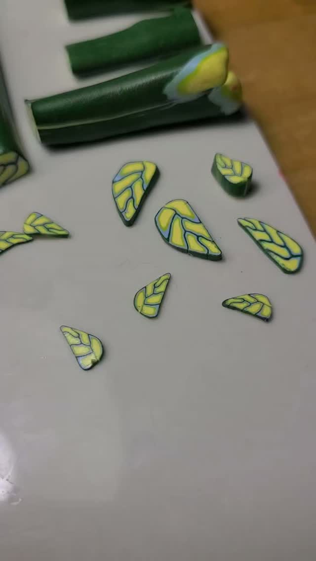 I have ideas. Let's see what happens.

#polymerclay #beads #jewelry
